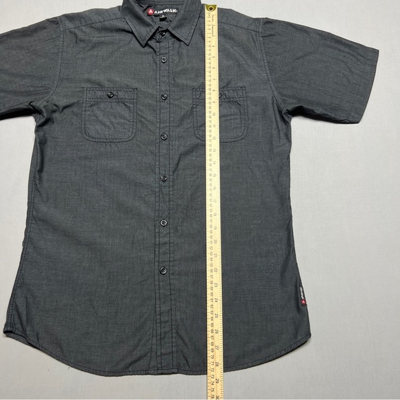 Airwalk Slim Fit Button Up Shirt Mens M Black Gray Striped Short Sleeve - Picture 5 of 8